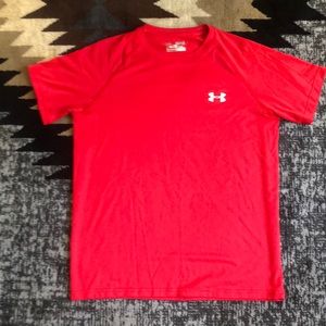 UA men’s shirt
